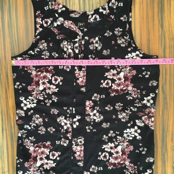 [DH3] Black Floral Sleeveless Blouse | M | Good - Picture 6 of 9